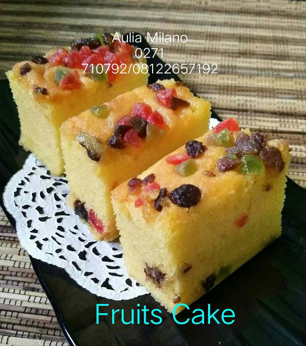 kue fruits- cake
